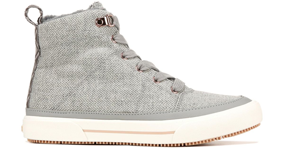 famous footwear roxy boots