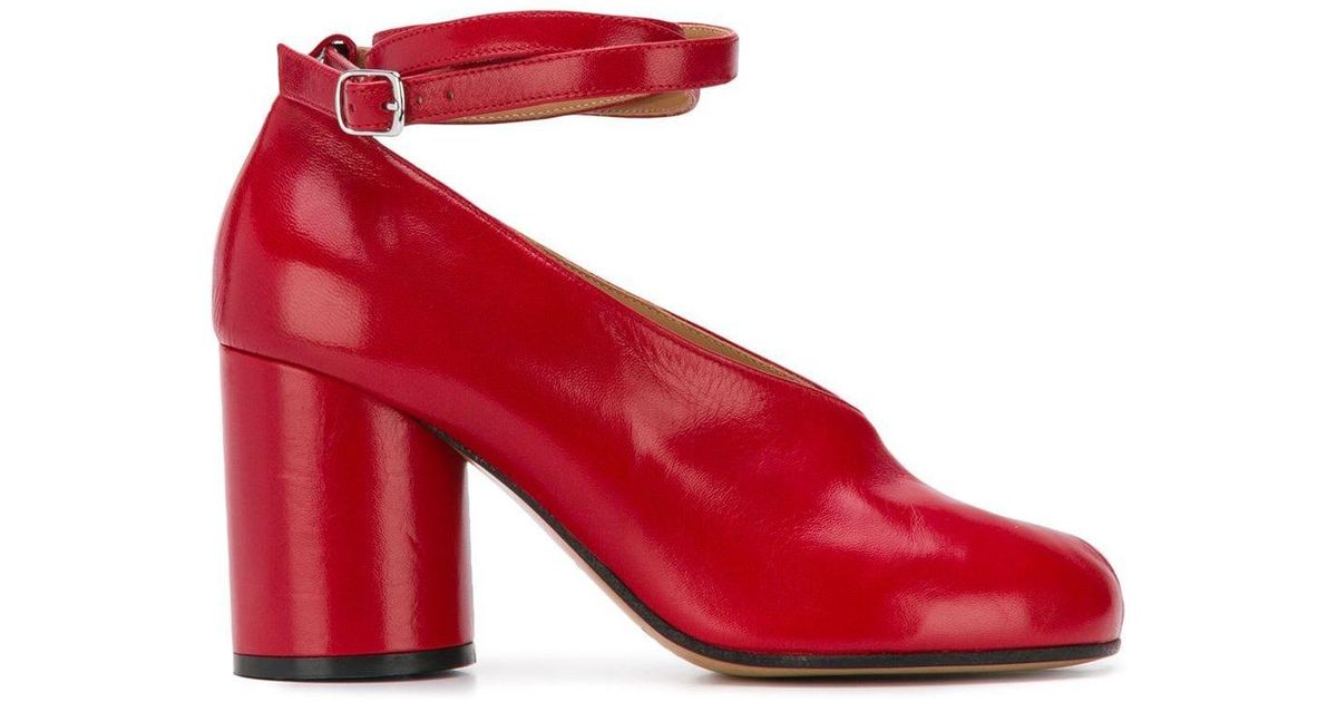 lovely♪◇タビ Mary Jane Pumps◇Maison Margiela Maison Margiela Tabi Leather Mary Jane Pumps | Black | FARFETCH