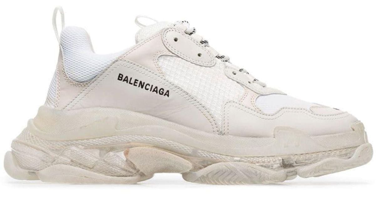 balenciaga triple s blanche homme Hotel Himalayan Club