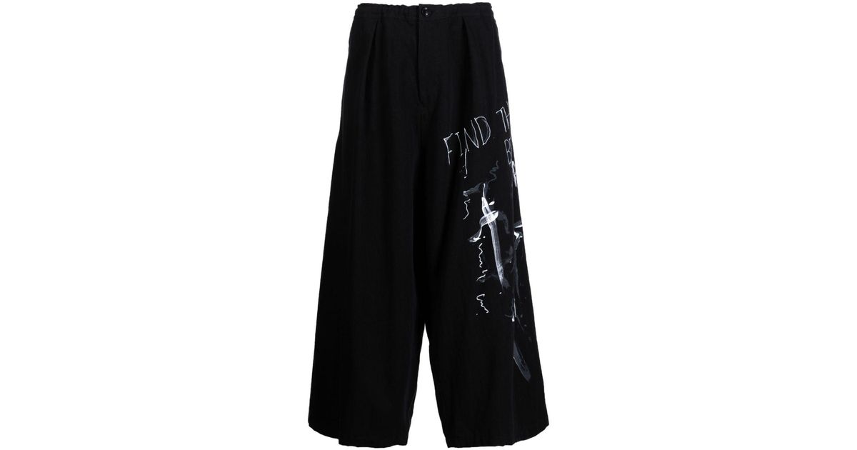 Y's Yohji Yamamoto Slogan-print Cropped Trousers in Black | Lyst
