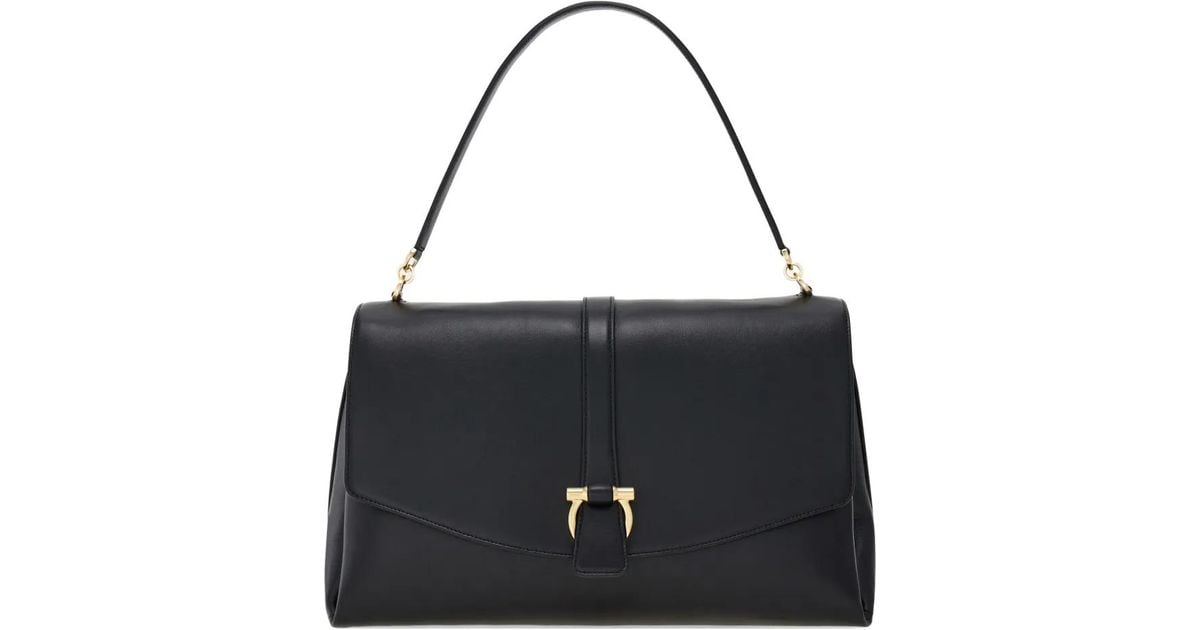 Ferragamo フラップ ショルダーバッグ L ブラック | Lyst