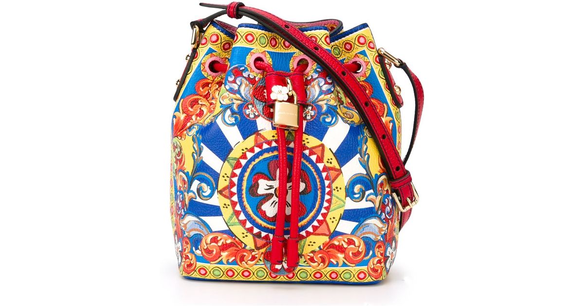 d&g bucket bag
