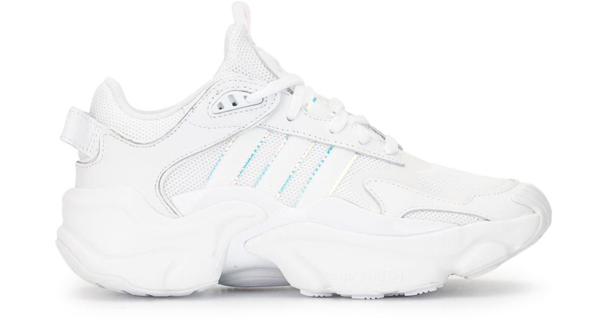 white chunky adidas