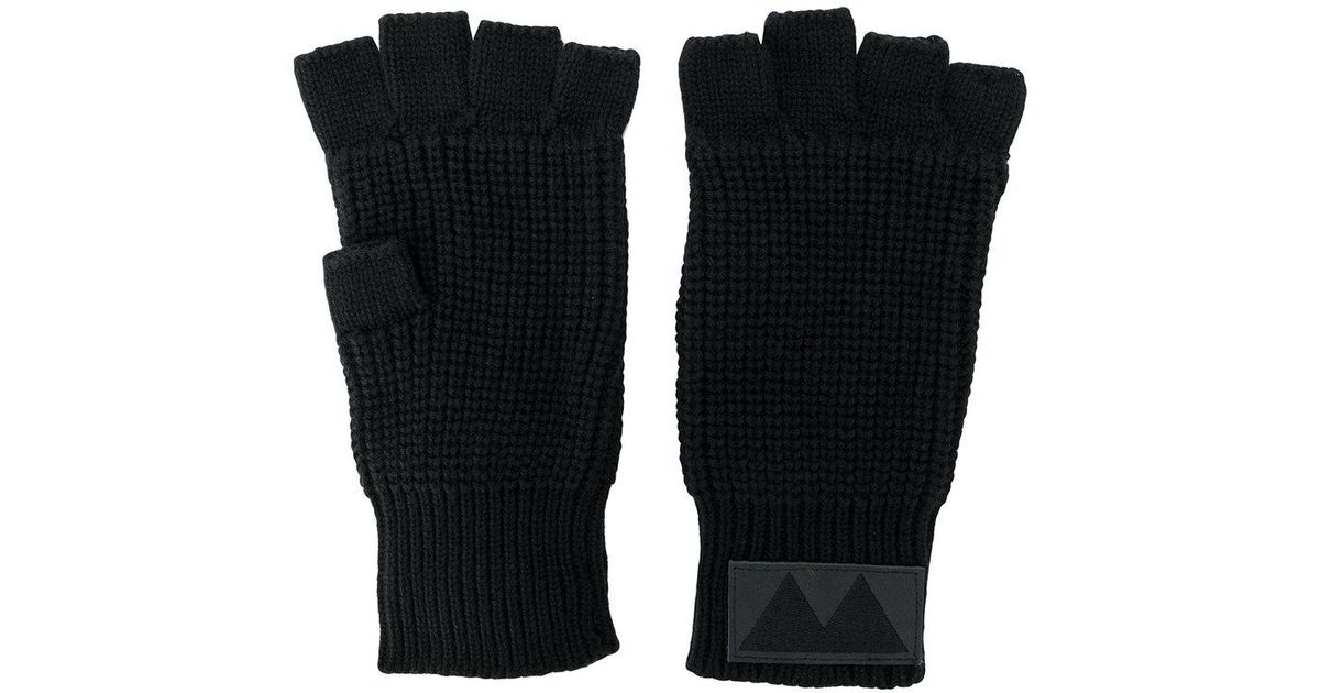 woven fingerless gloves