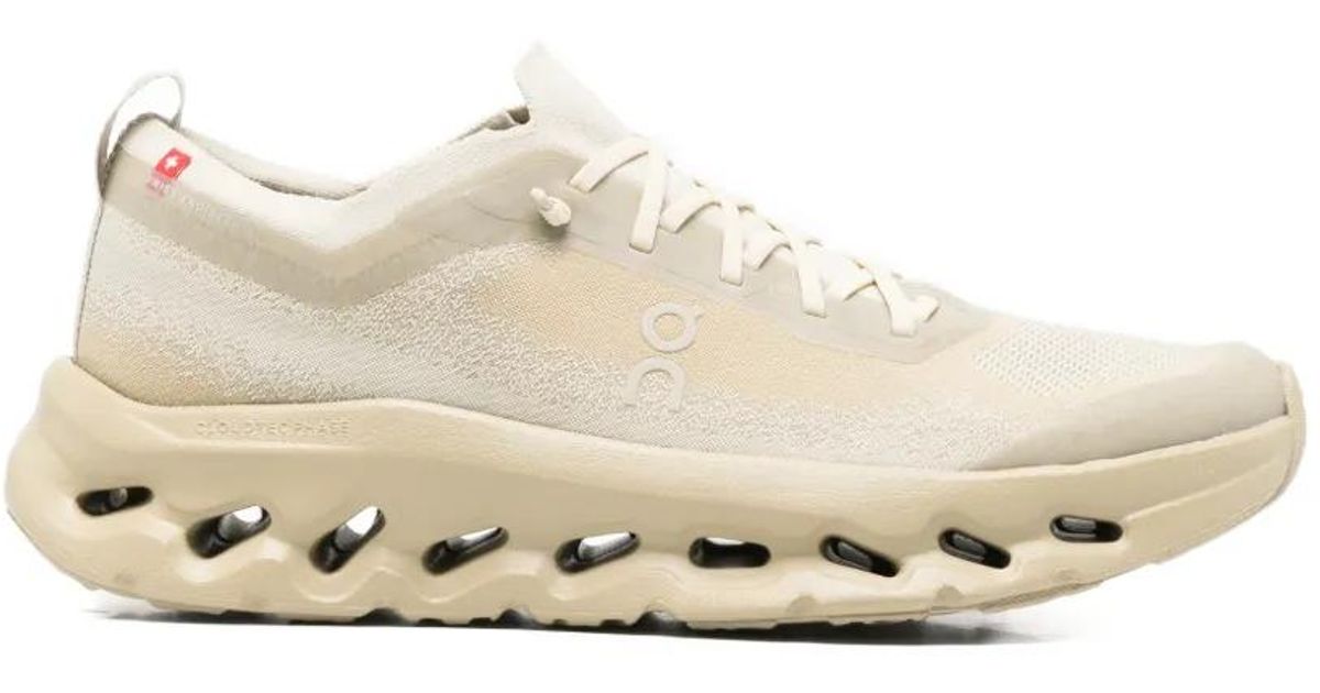 On Shoes Cloudtilt Sneakers in White | Lyst