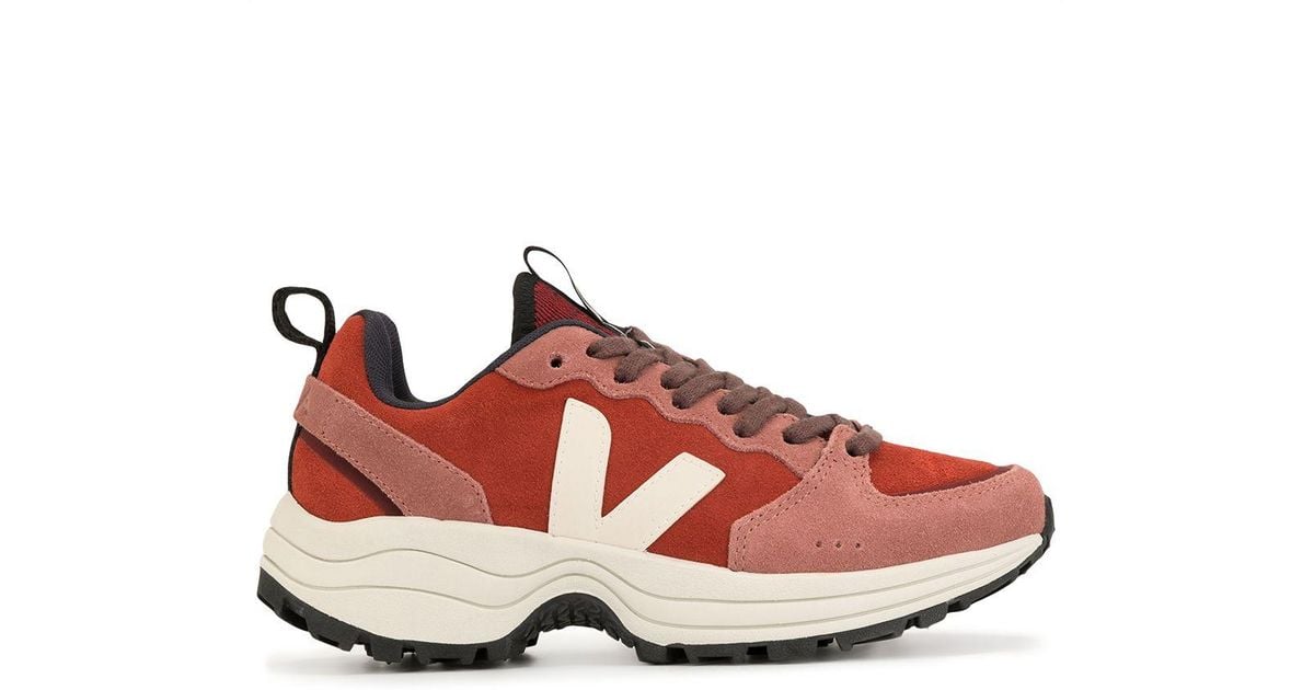 Veja Leer Venturi Sneakers in het Rood - Lyst