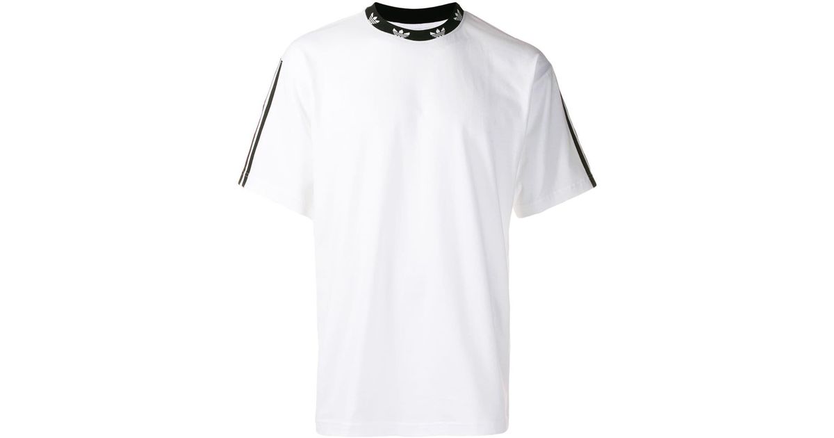 vork Een bezoek aan grootouders Menstruatie adidas Logo Neckline T-shirt in White for Men | Lyst