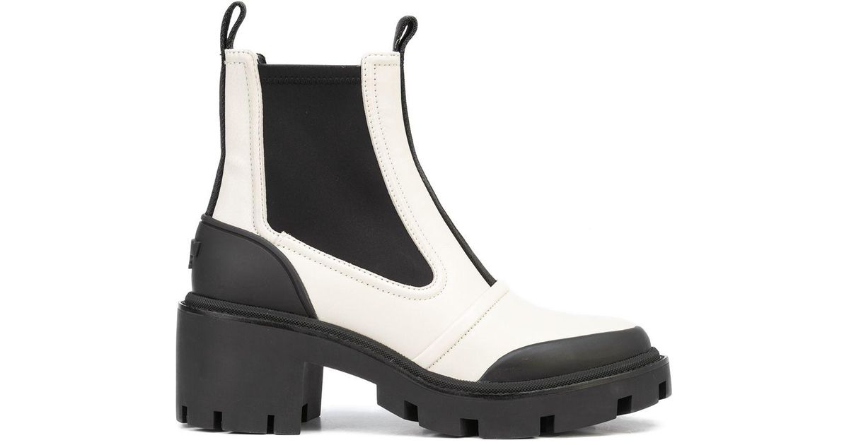 tory burch chelsea boot lug