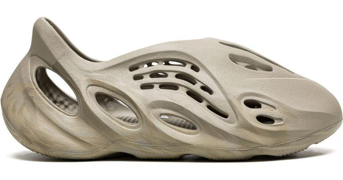 yeezy runner stone sage