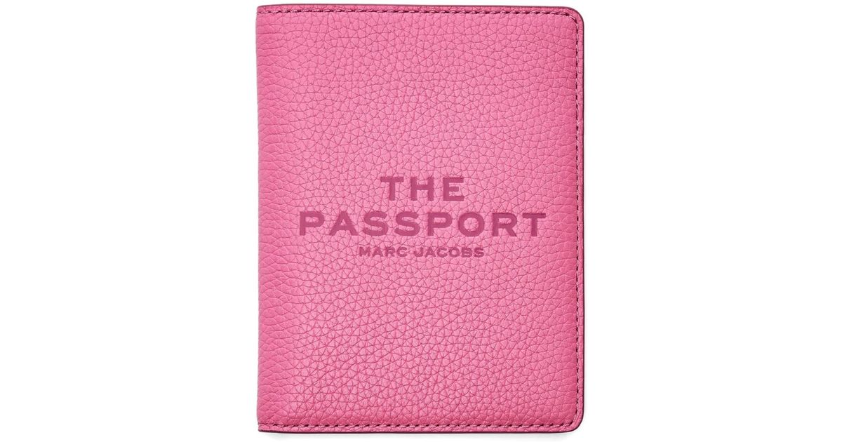 Marc Jacobs The Leather Passport Case in Pink | Lyst