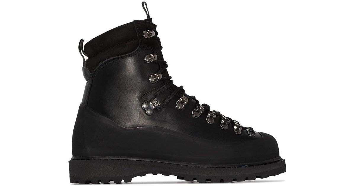 black trail boots