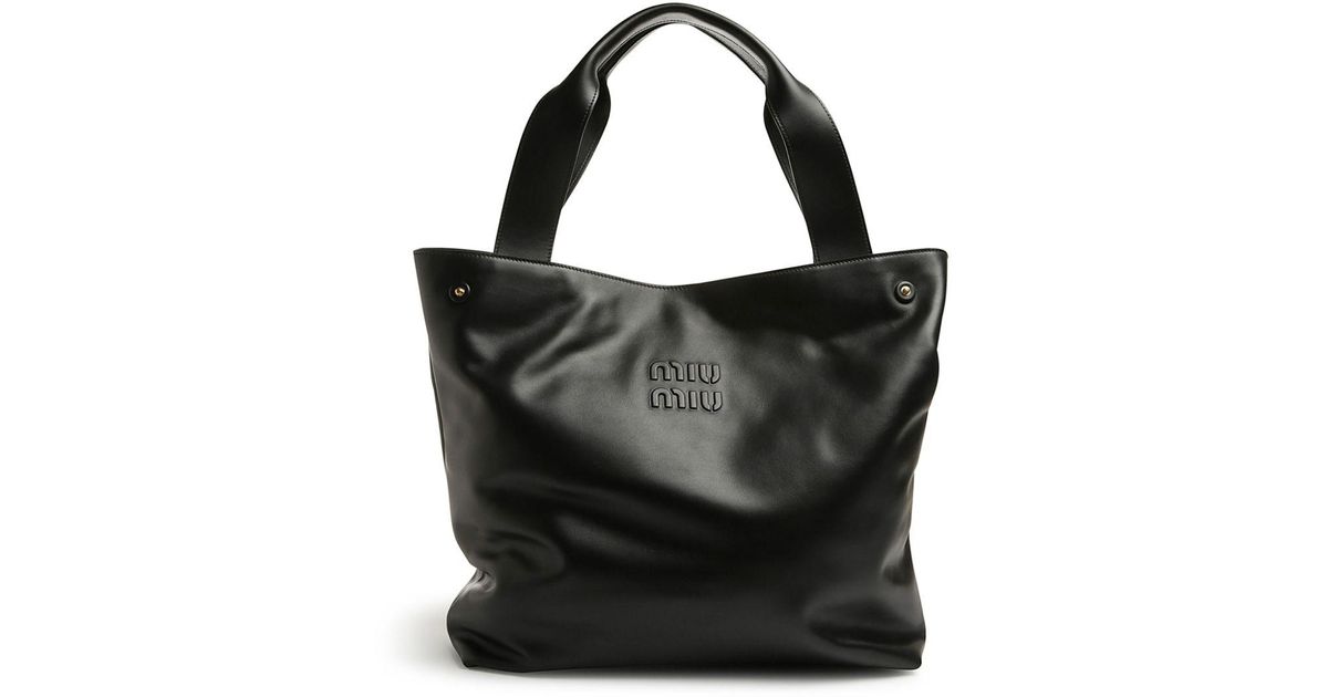 Miu Miu Logo-Embossed Leather Tote Bag in Black | Lyst UK