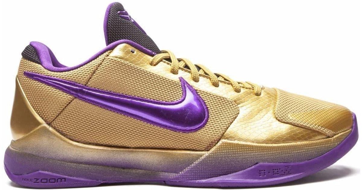 Nike Leather Kobe 5 Pronto Sneakers in Gold (Metallic) for Men | Lyst