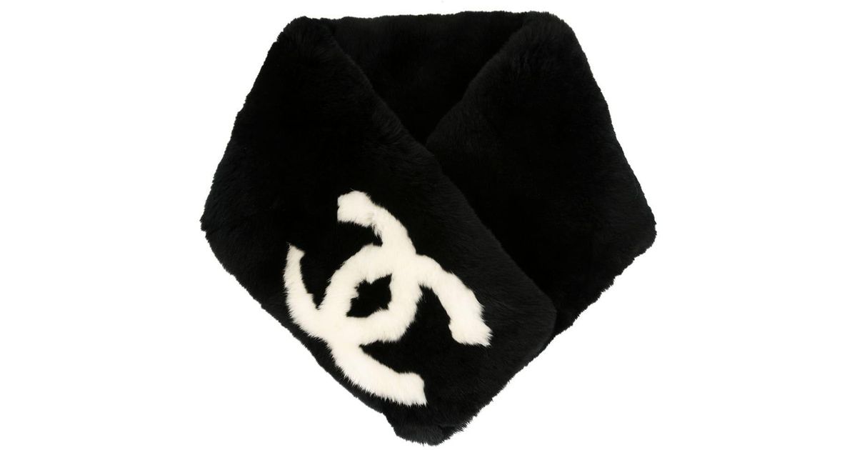 Chanel Pre-Owned Cc Logos Fur Shawl Muffler Stole in Black | Lyst