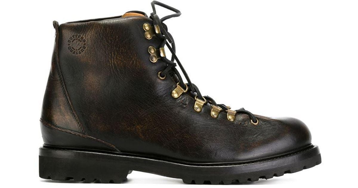 classic leather hiking boots