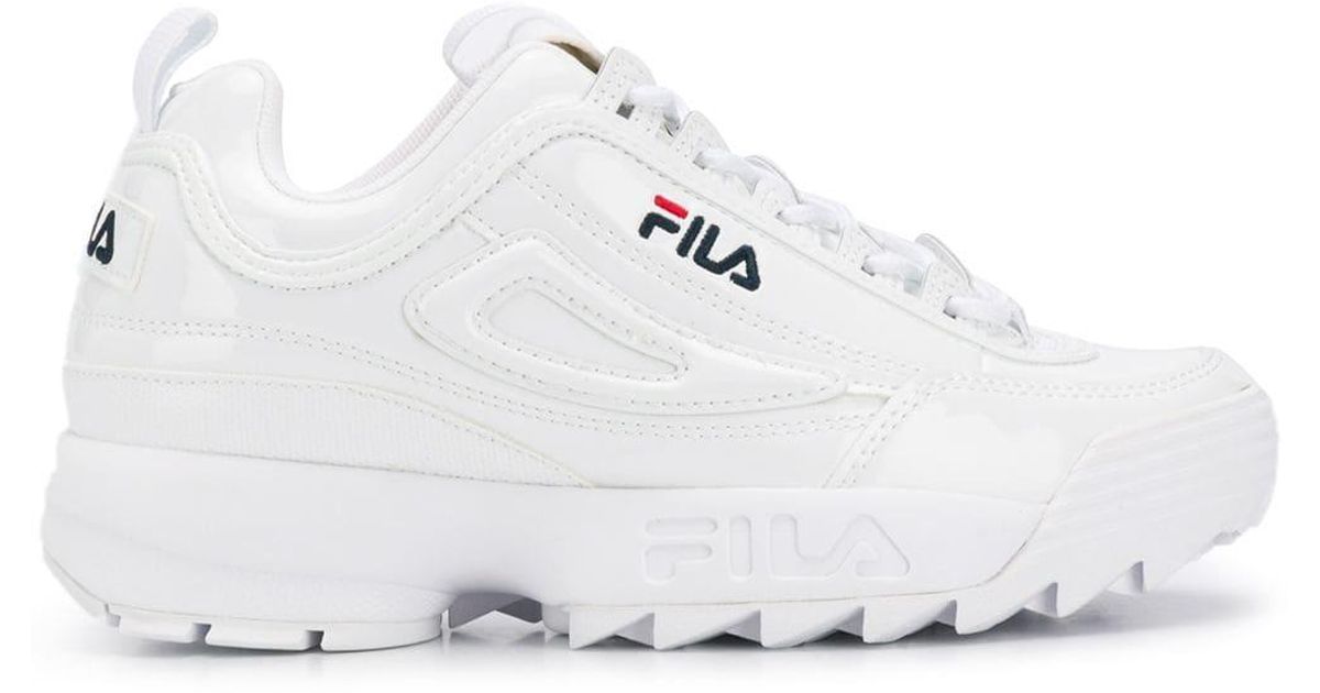 plain white fila shoes