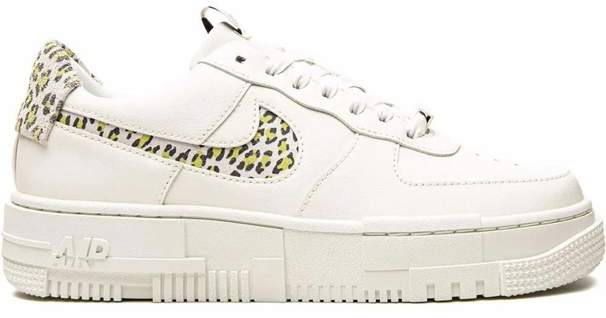 Nike Air Force 1 Pixel Sneaker in White | Lyst