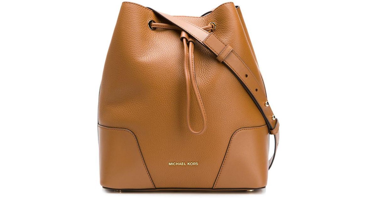 MICHAEL Michael Kors Leather Cary Bucket Bag in Brown | Lyst Canada