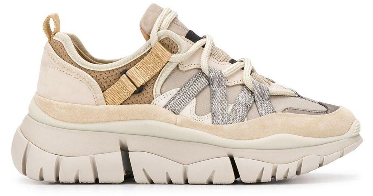 Chloé Blake Wandel Sneakers in het Naturel - Lyst