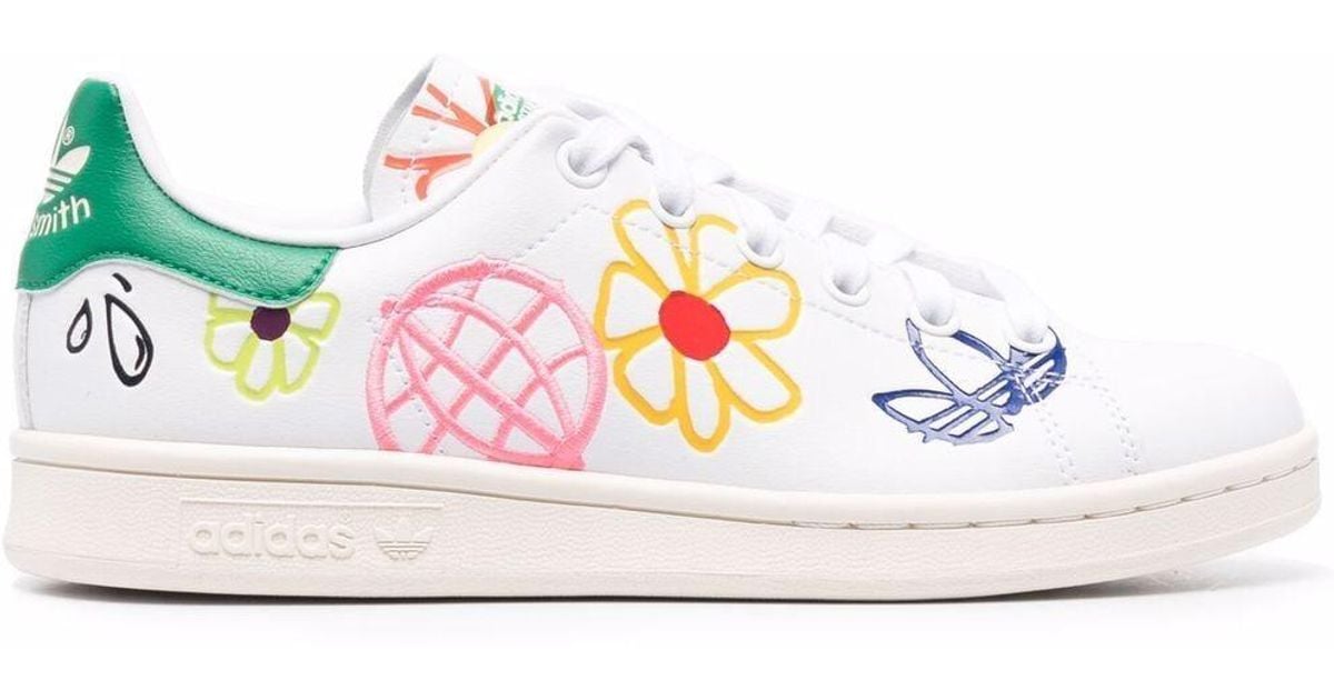 Adidas stan shop smith graffiti