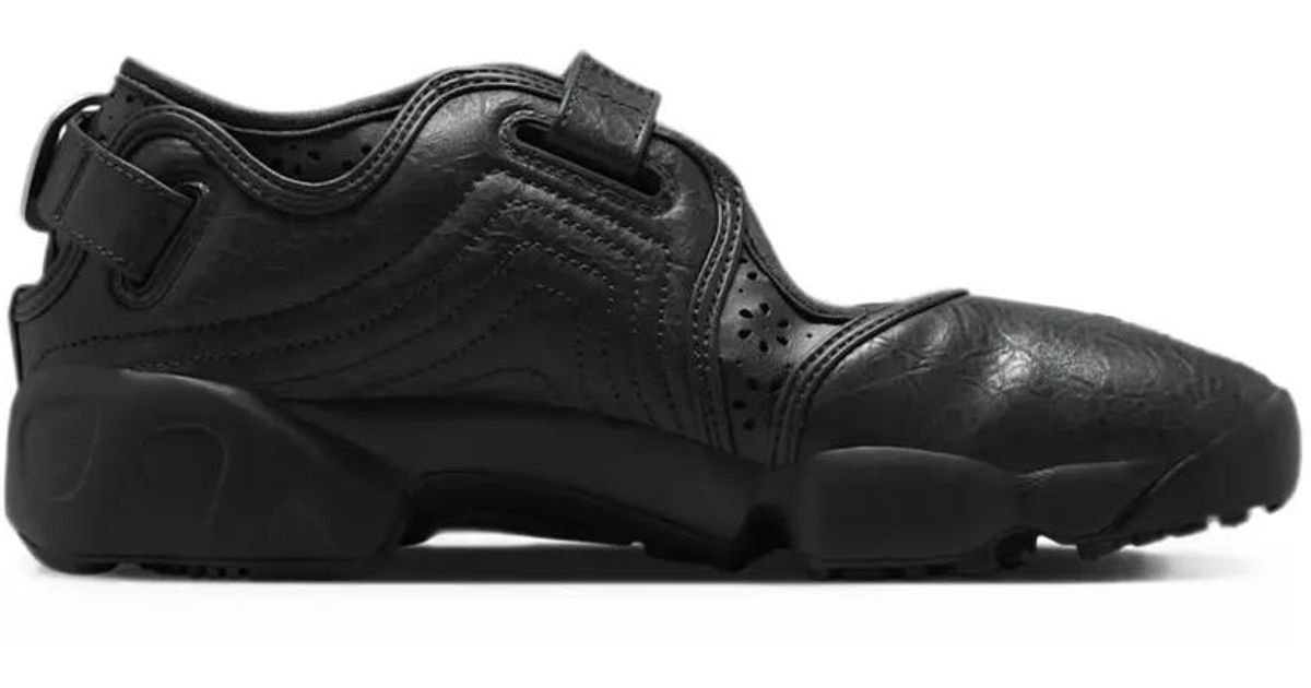 Nike Air Rift Buckle-Fastening Sneakers in Black | Lyst UK