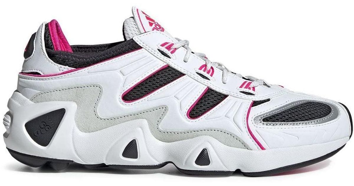 yung og sneakers