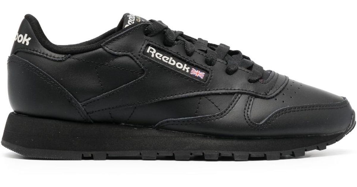 Reebok Logo-tag Low-top Sneakers in Black | Lyst
