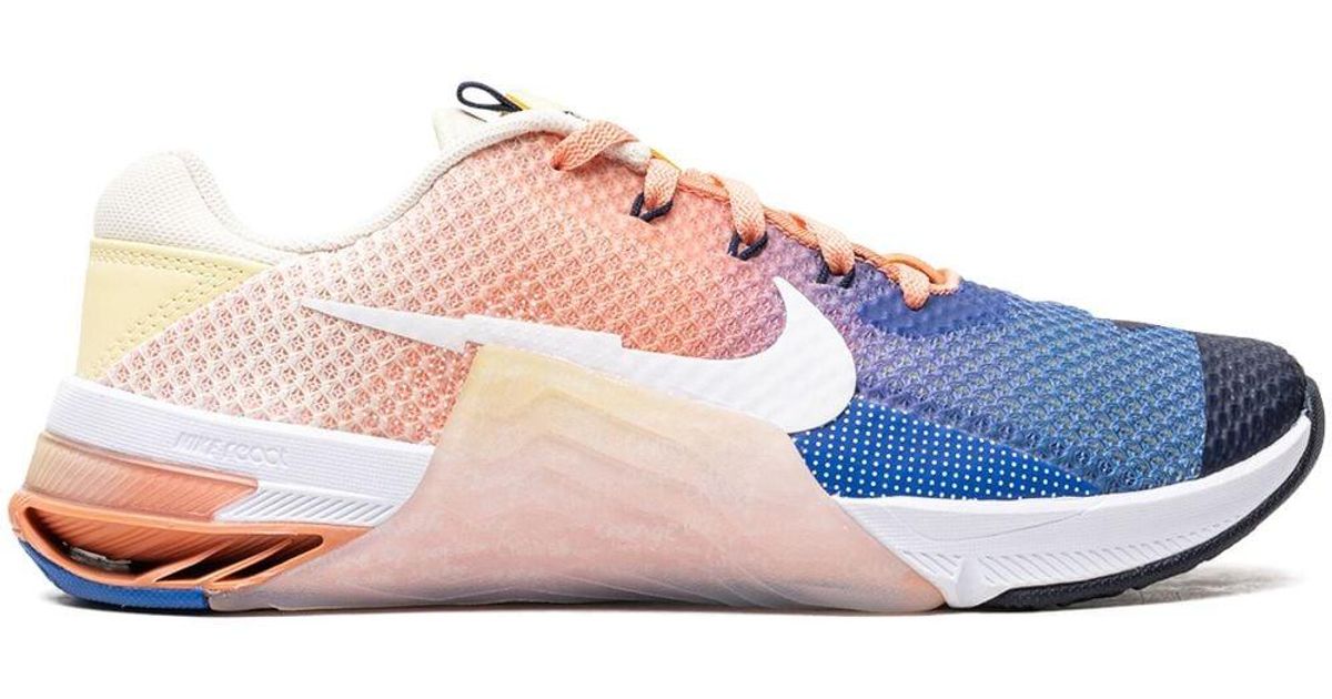 nike metcon multicolor