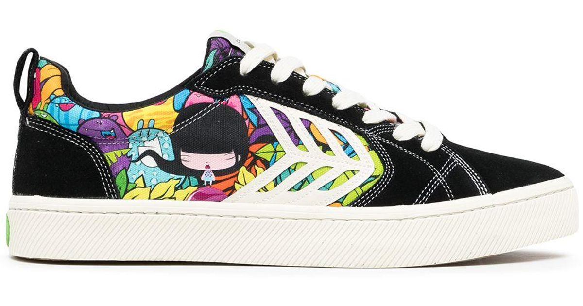 cariuma canvas sneakers