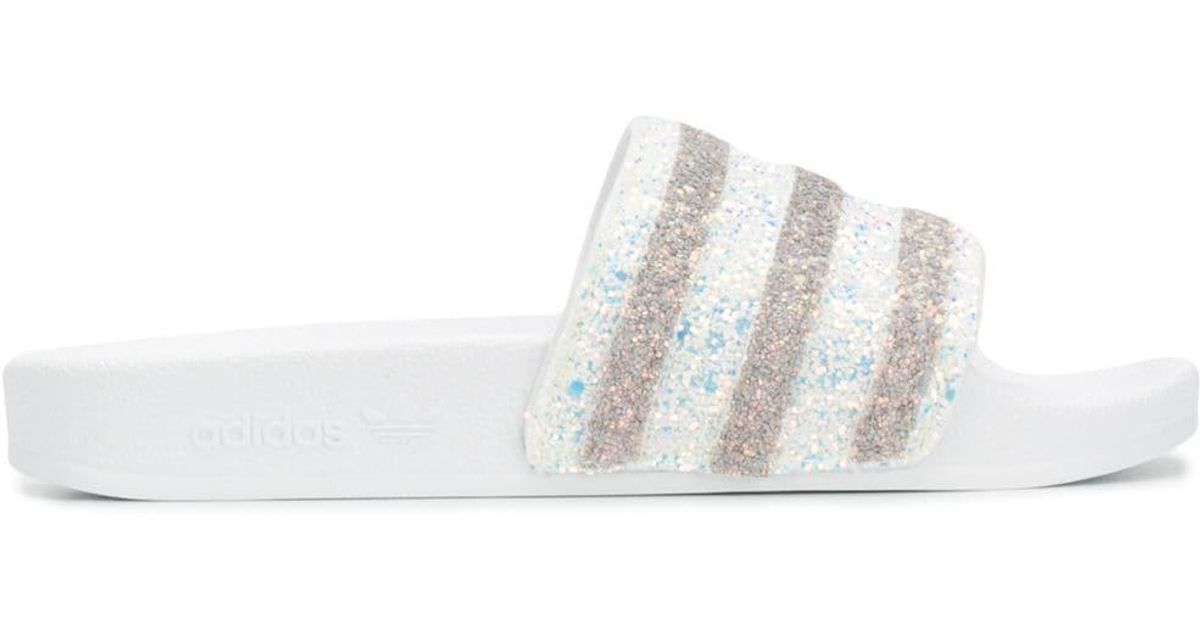 adidas Adilette Glitter Slides in White | Lyst