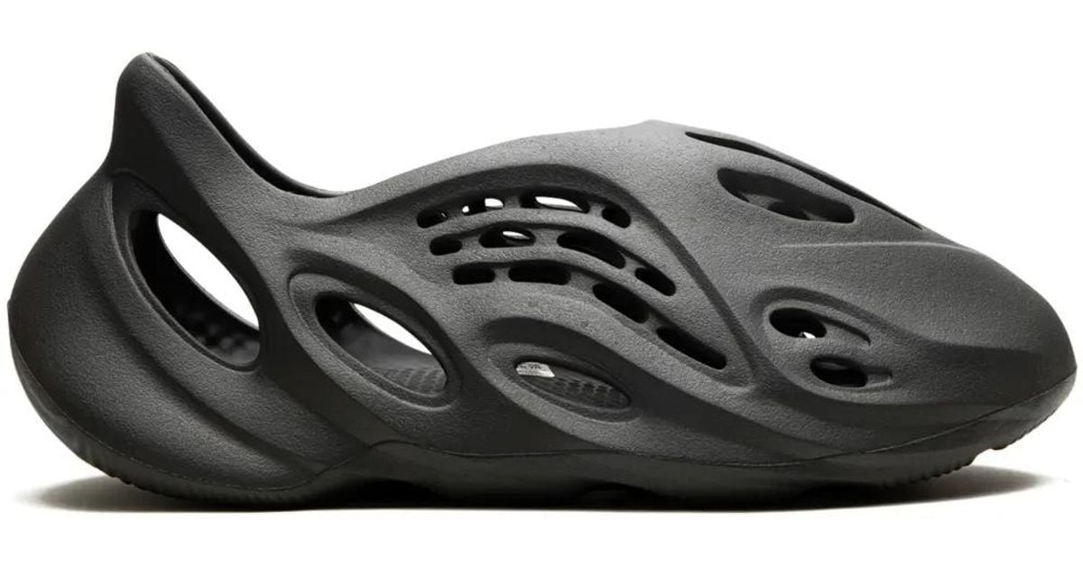 adidas sandalias yeezy