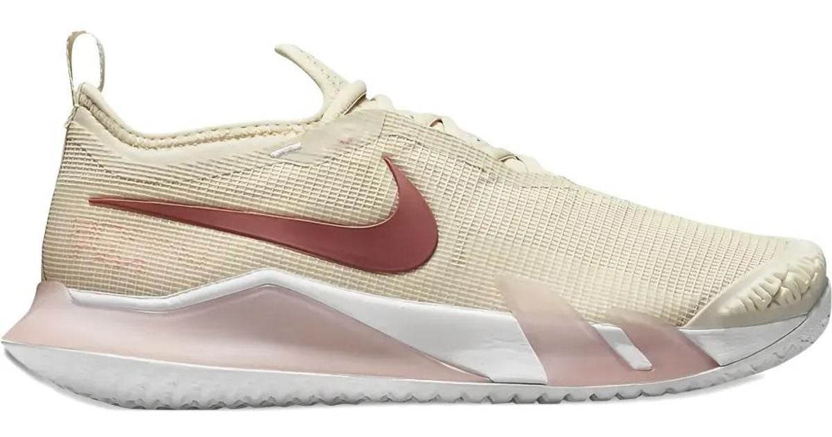 nude nike react