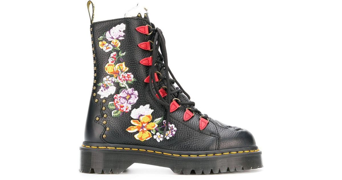 Dr. Martens Leather Flower Embroidered Ankle Boots in Black | Lyst Australia