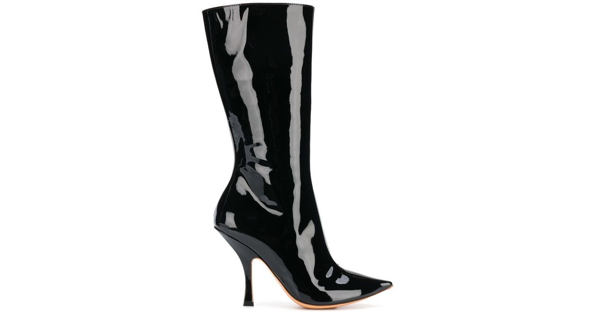 pointed toe biker boots