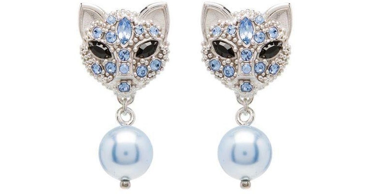 earrings stand online