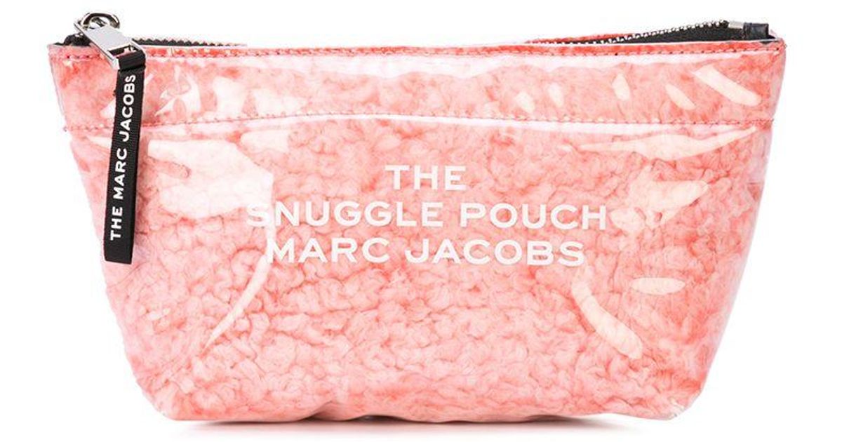 marc jacobs snuggle pouch