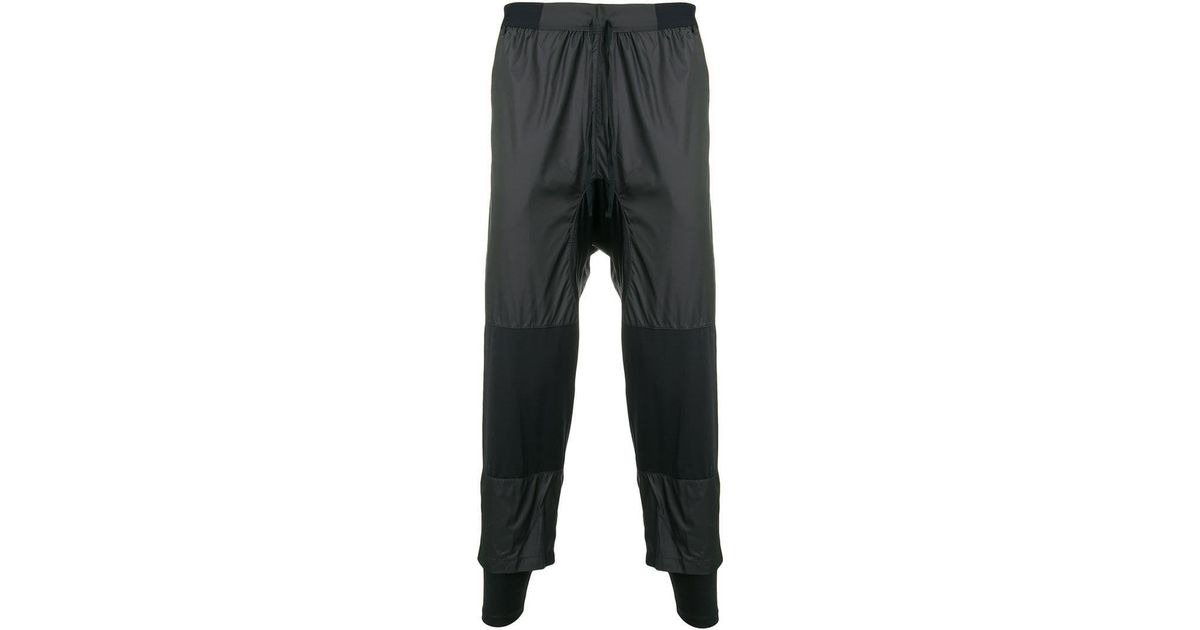 nike run division tech pants