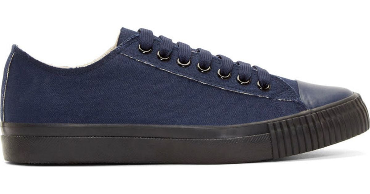 navy canvas lace up sneaker