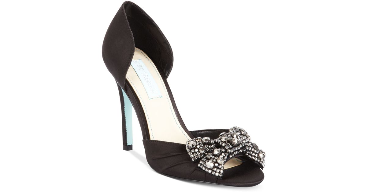 nina trisha evening pumps