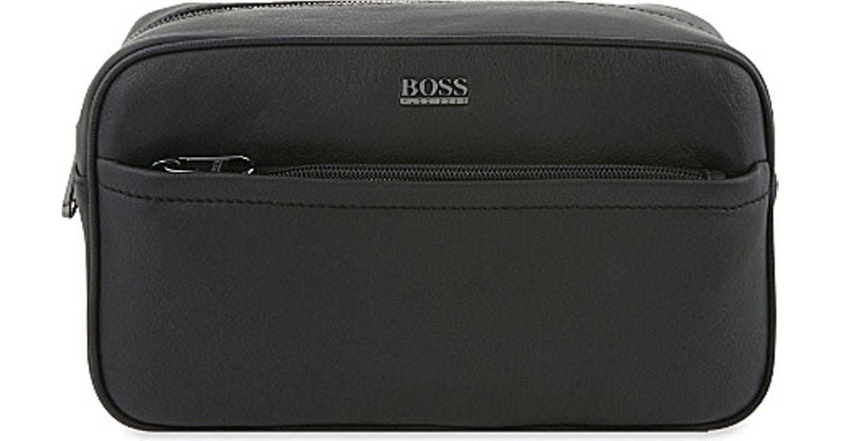 boss wash bag