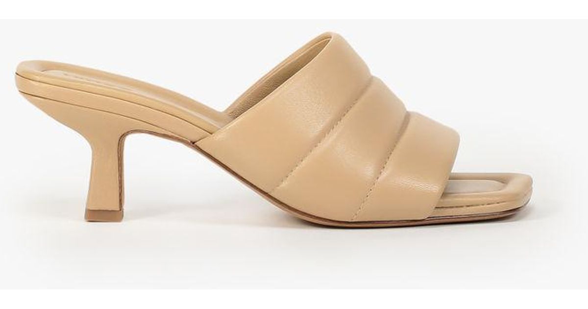 Vince Ceil Quilted Leather Sandals in Brown | Lyst