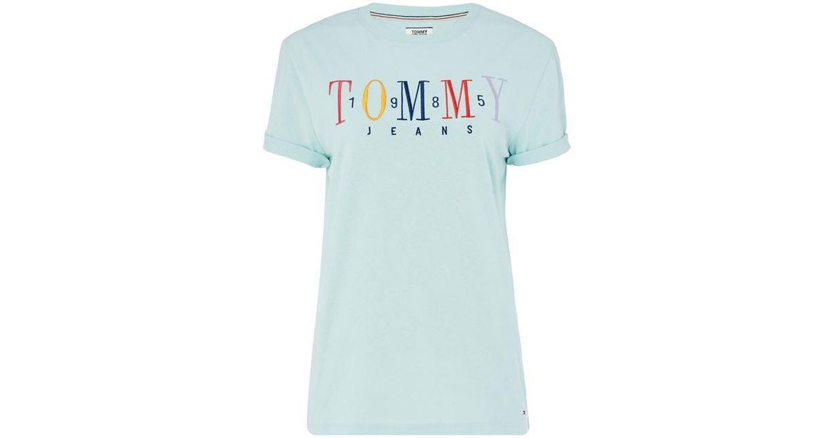 tommy jeans 1985 embroidered logo tee