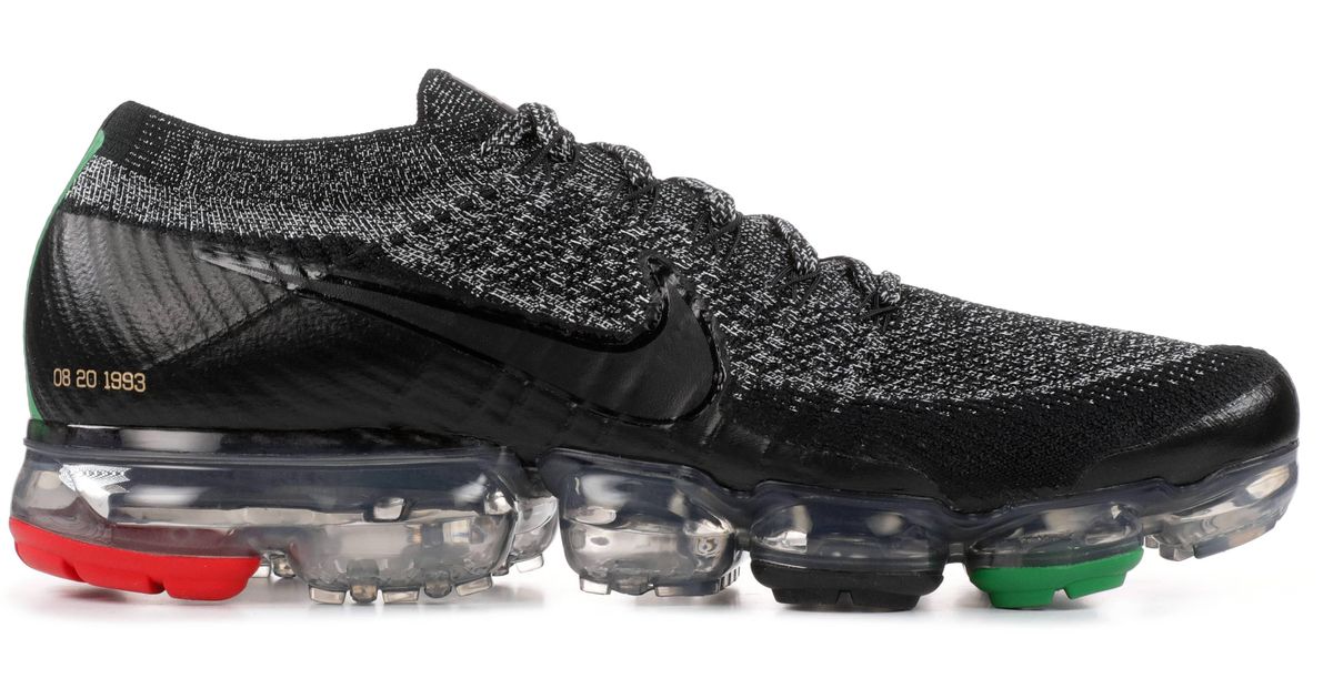 black vapormax uk