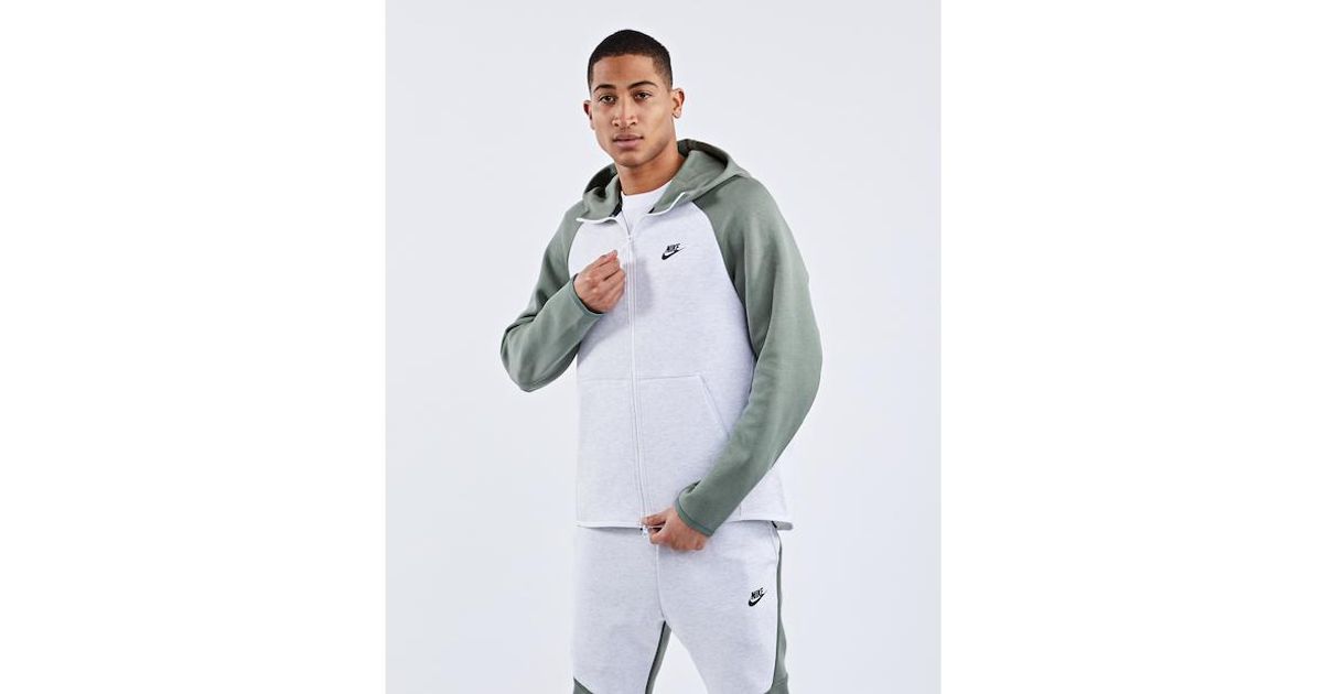 nike tech suit colors