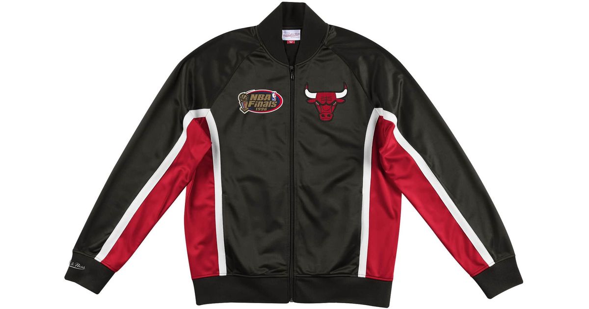 Mitchell & Ness Nba Chicago Bulls Championship Game Track Jacket in Red for  Men | Lyst
