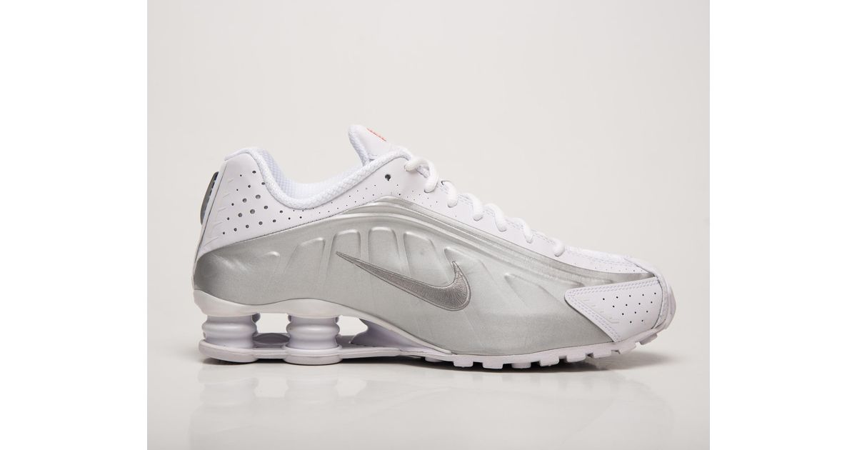 nike shox r4 plus