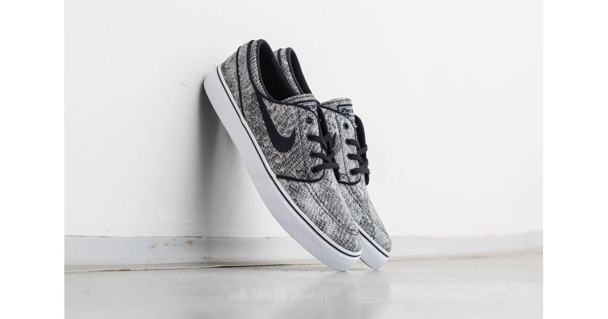 nike air force 12018