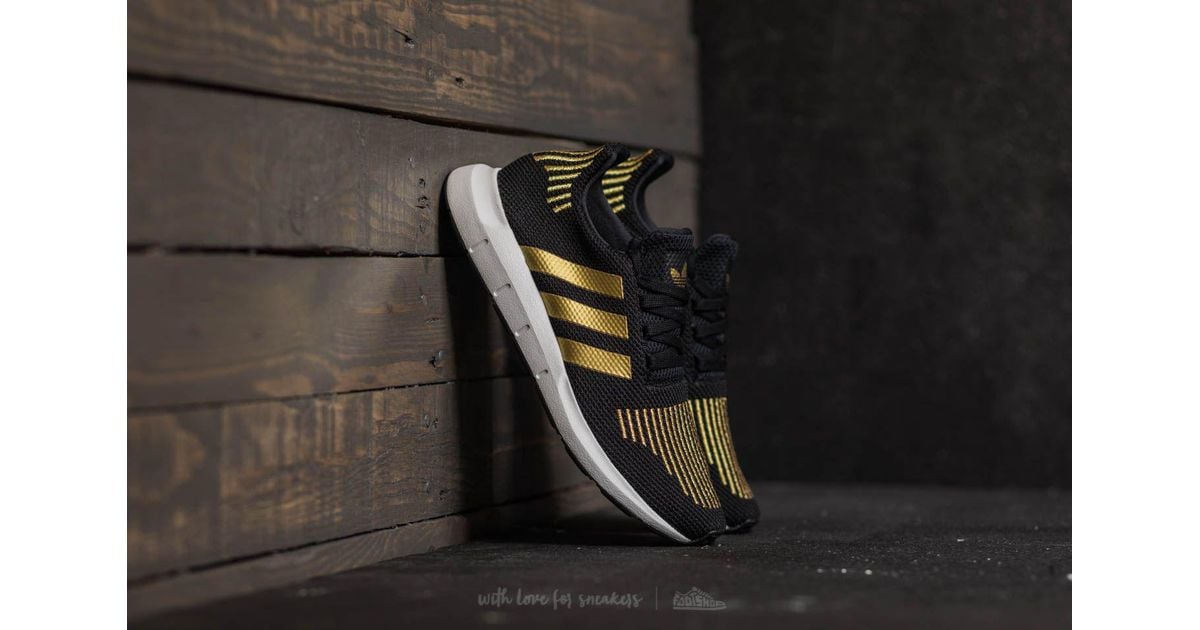 adidas Originals Adidas Swift Run W Core Black/ Gold Metalic/ Ftw White |  Lyst