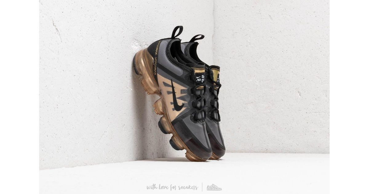 vapormax black and gold 2019