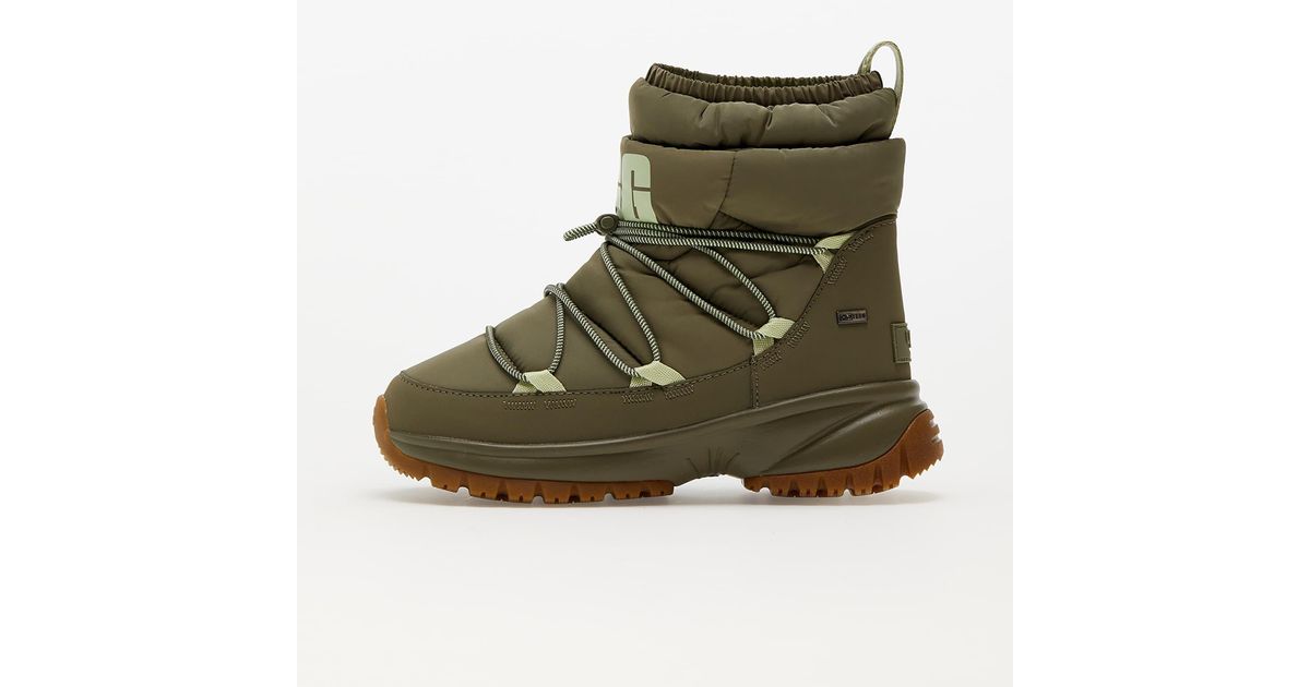 UGG W Yose Puffer Mid Burnt Olive in Green | Lyst